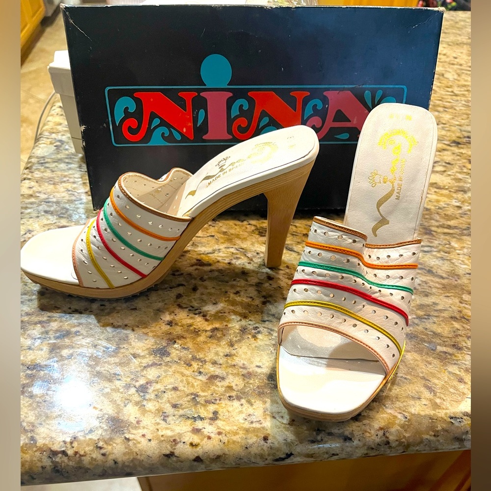 Vintage Nina Sandals